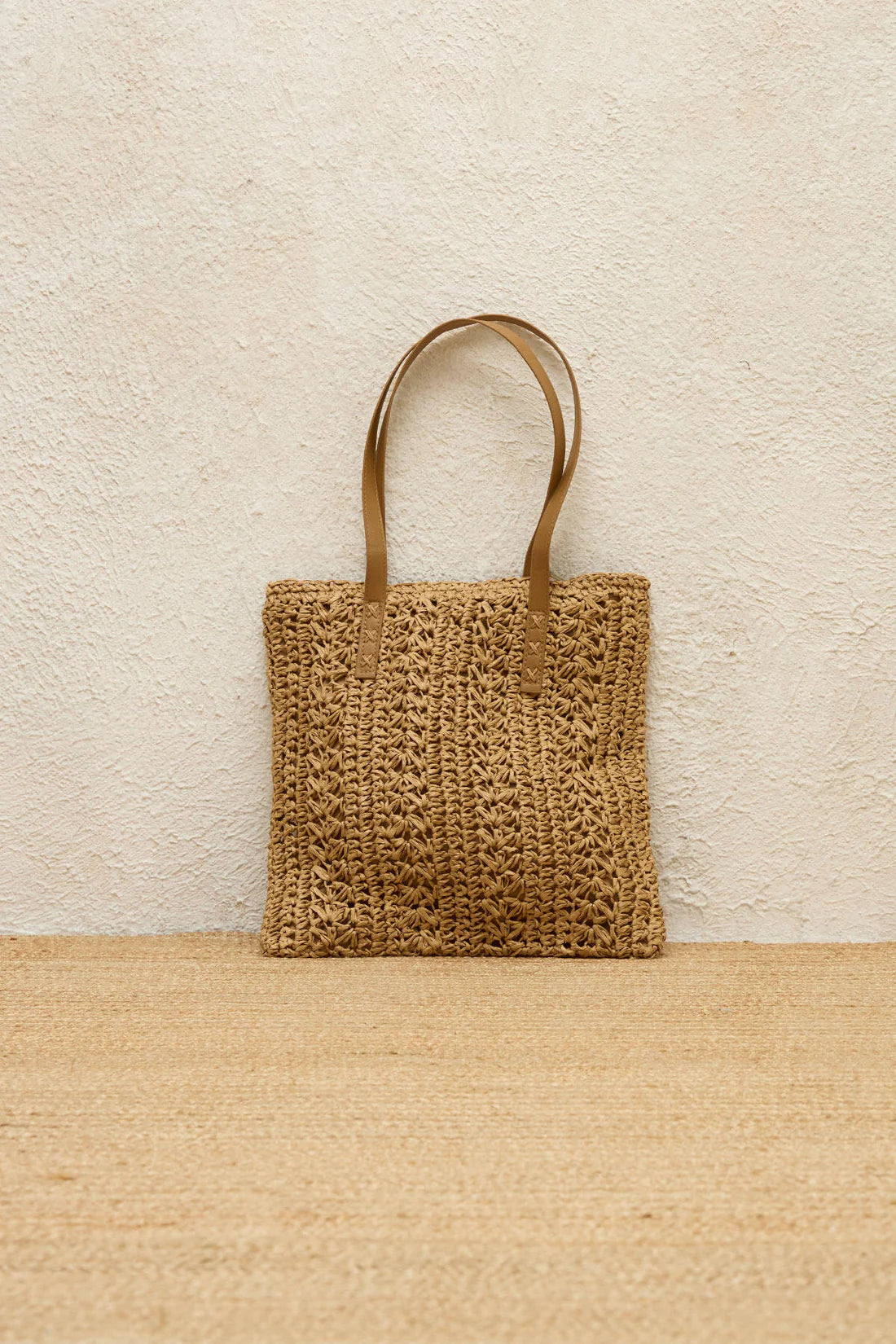 Patterned Straw Shoulder Bag