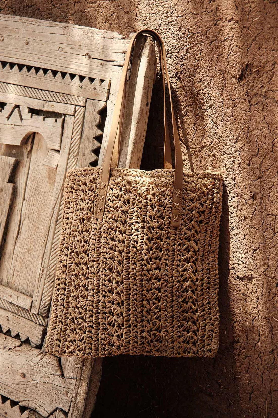 Patterned Straw Shoulder Bag