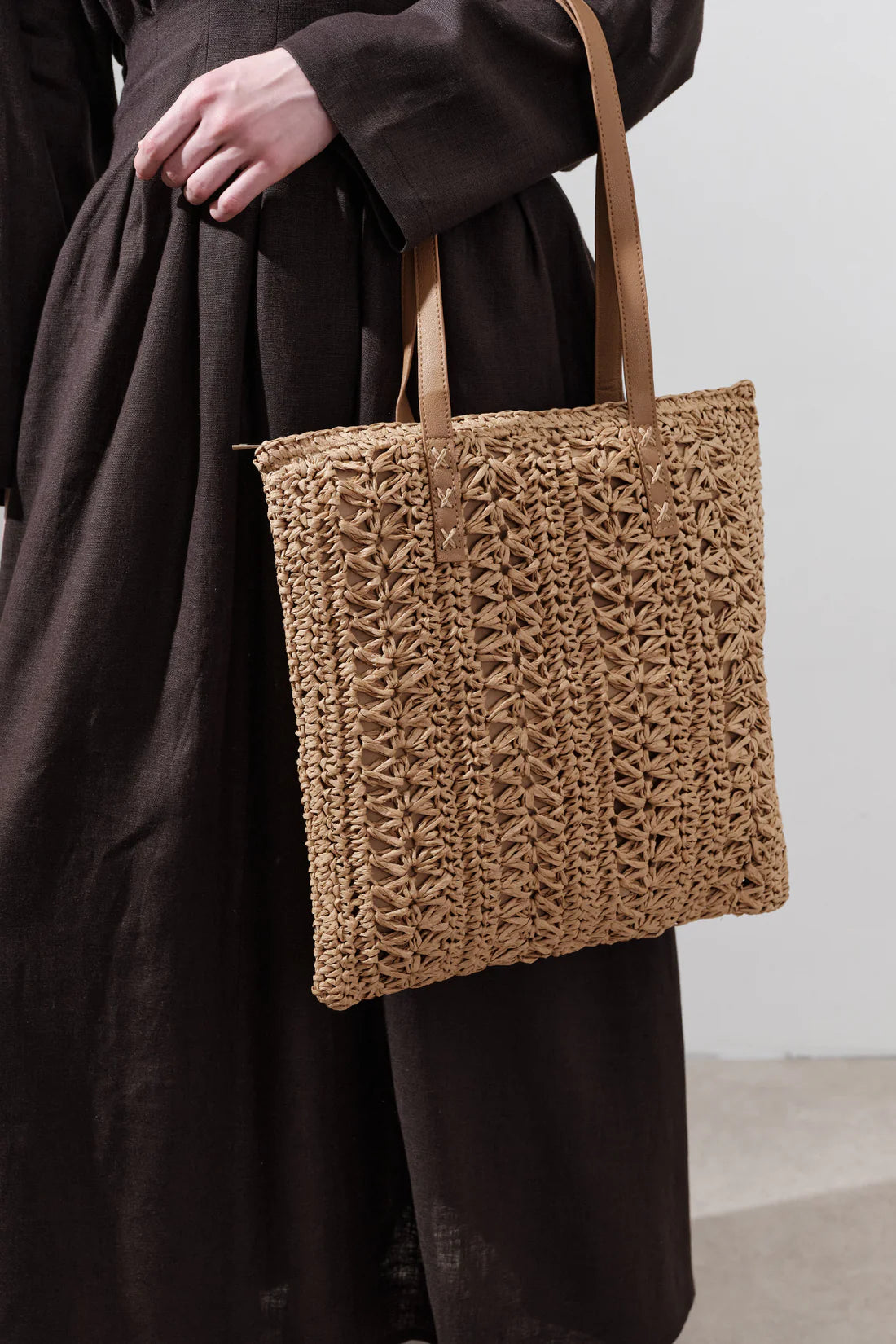 Patterned Straw Shoulder Bag